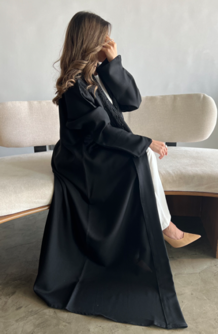عباية كتان اسود